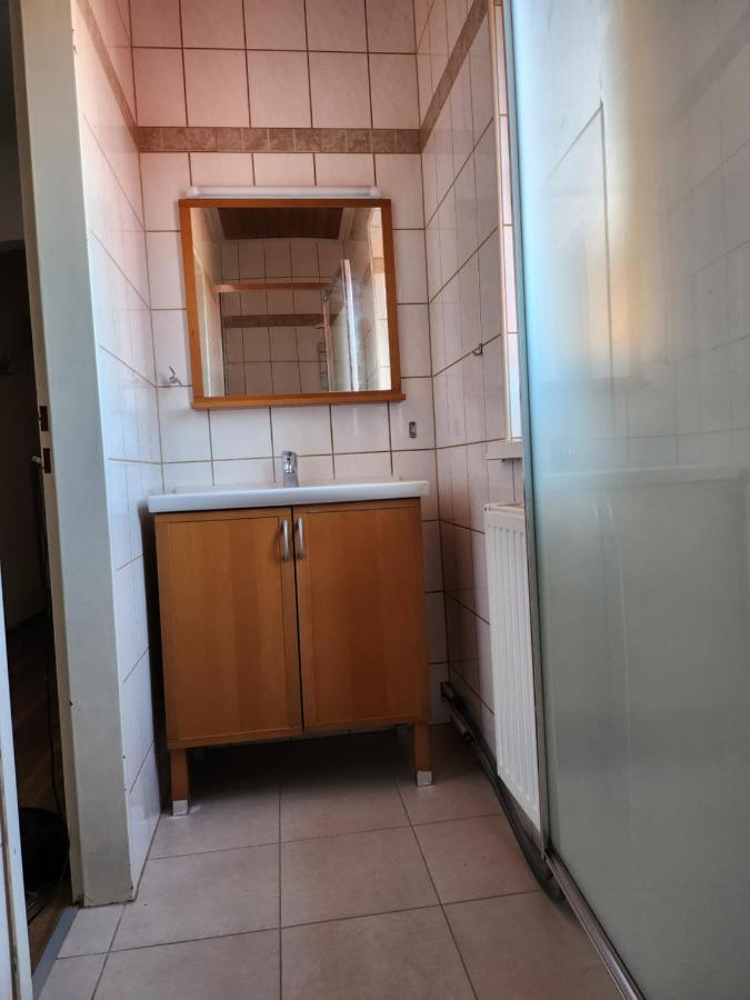 Doppelzimmer mit Gemeinschaftsbad
