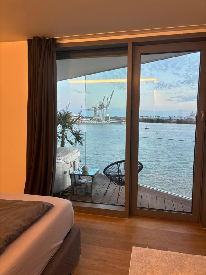 Crown Appartment Hafencity - B&B Amburgo