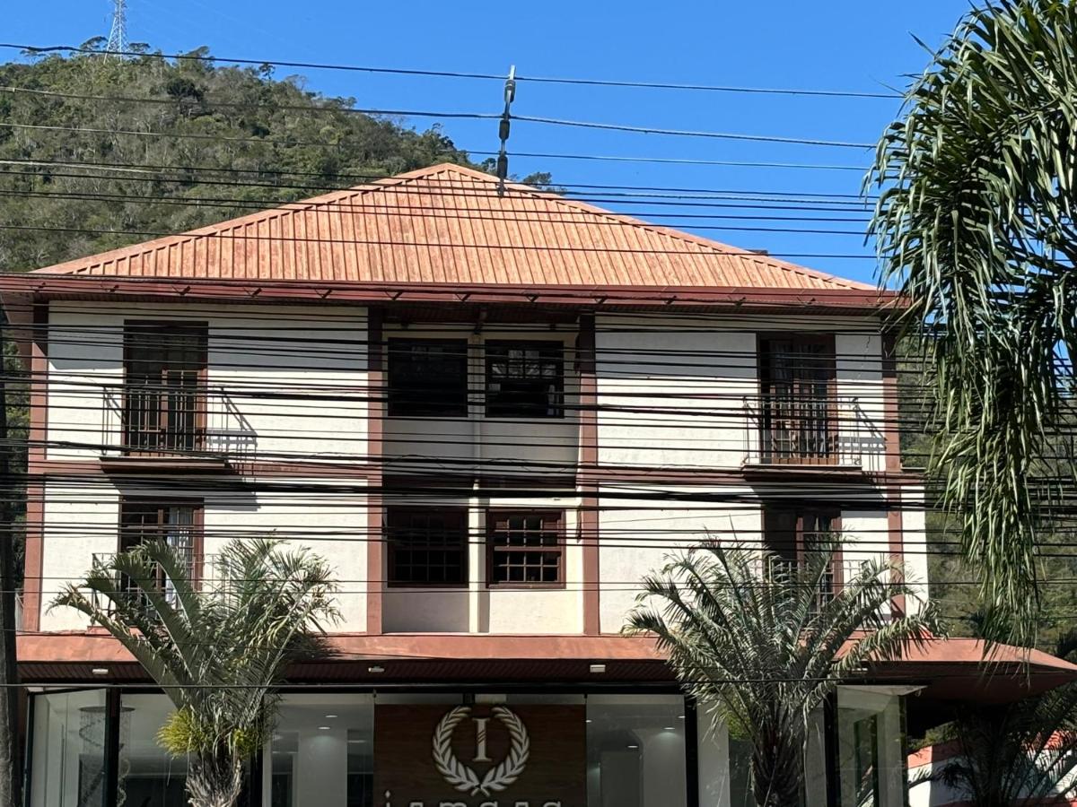 Apartamento em Itaipava - B&B Petrópolis