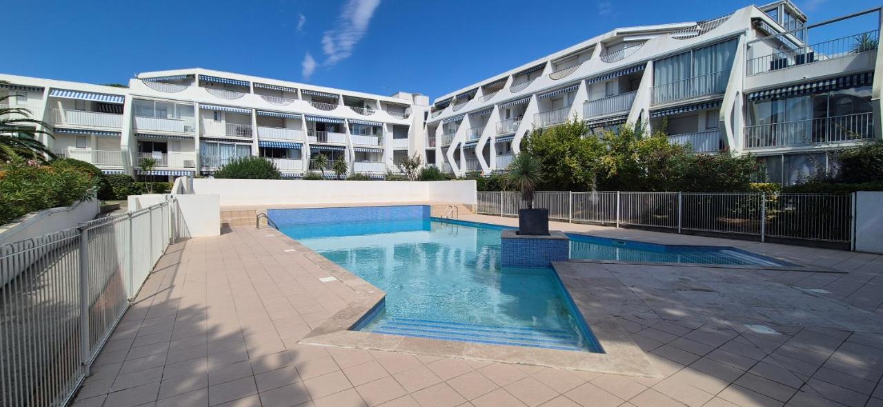 Studio 7 mn mer, refait neuf, cosy, parking, piscine - B&B La Grande-Motte