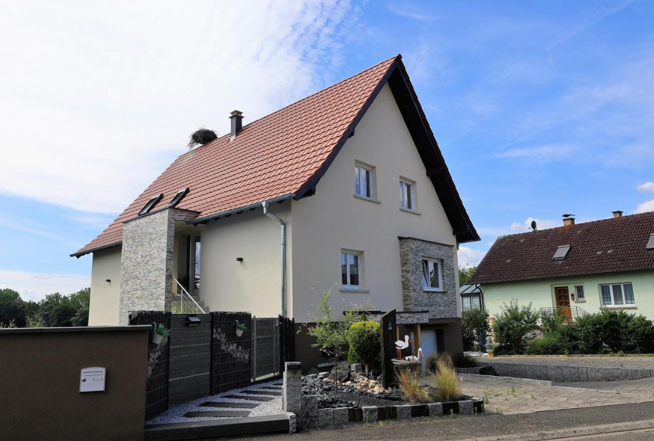 Gîte les cigognes - B&B Steinbourg