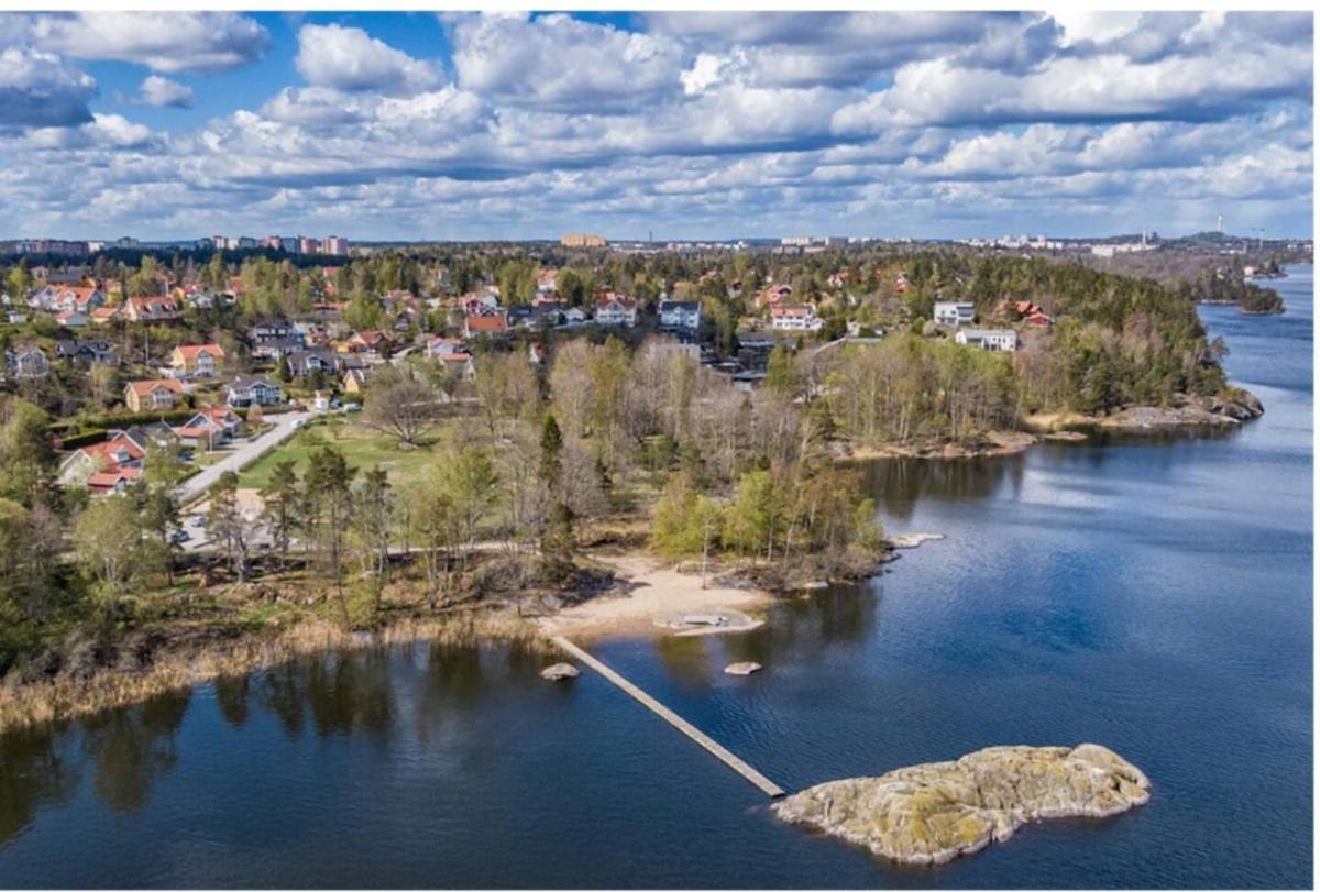 Apartment in Skogås - B&B Skogås