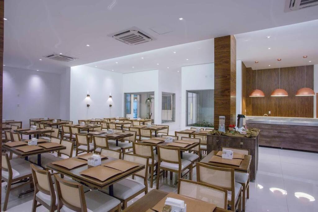 FLAT Moderno próximo ao Riocentro - Rock in Rio - Projac - Farmasi Arena - Parque Olímpico - B&B Rio de Janeiro