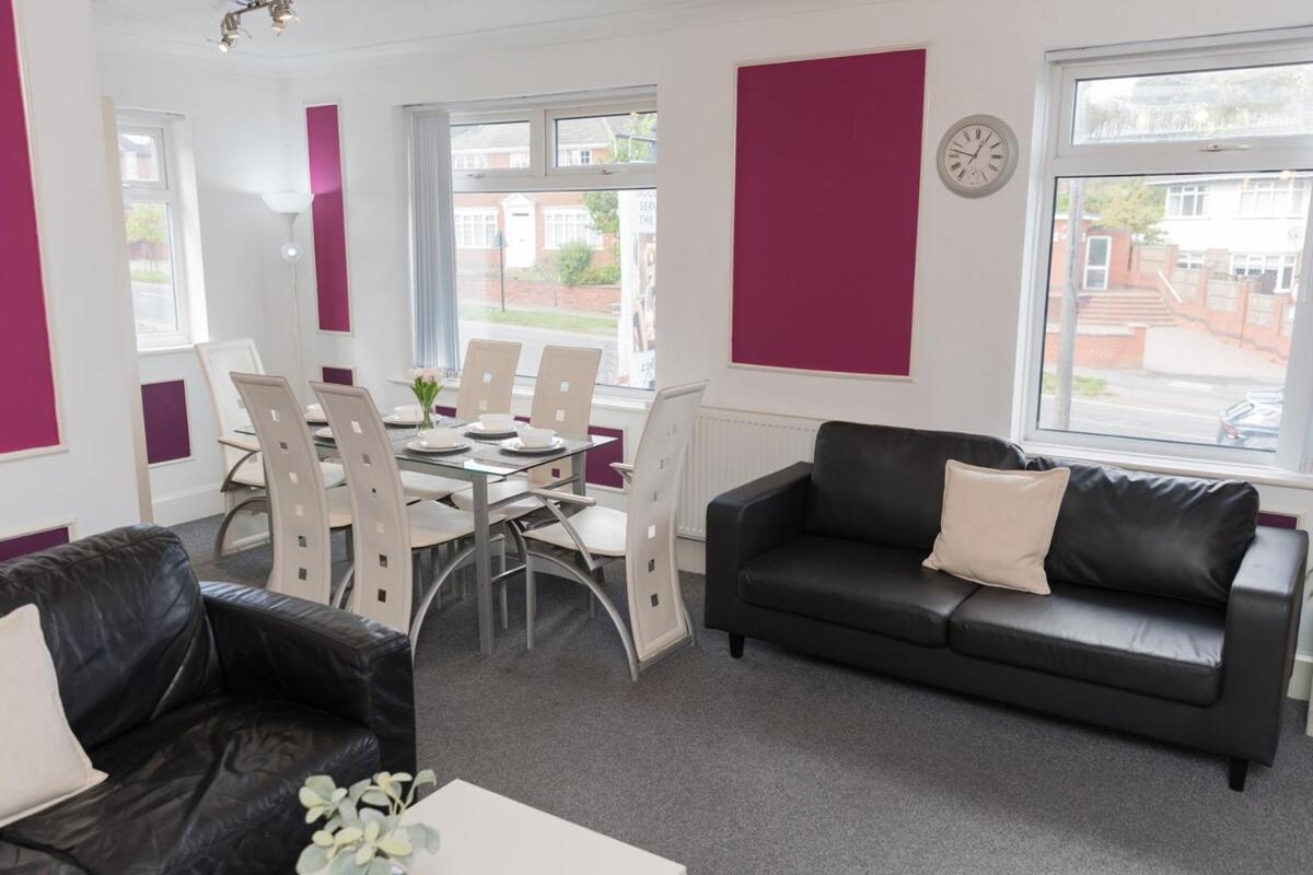 Family home, Convenient to Local Pubs, Takeaways - Bed and Breakfast Parkside