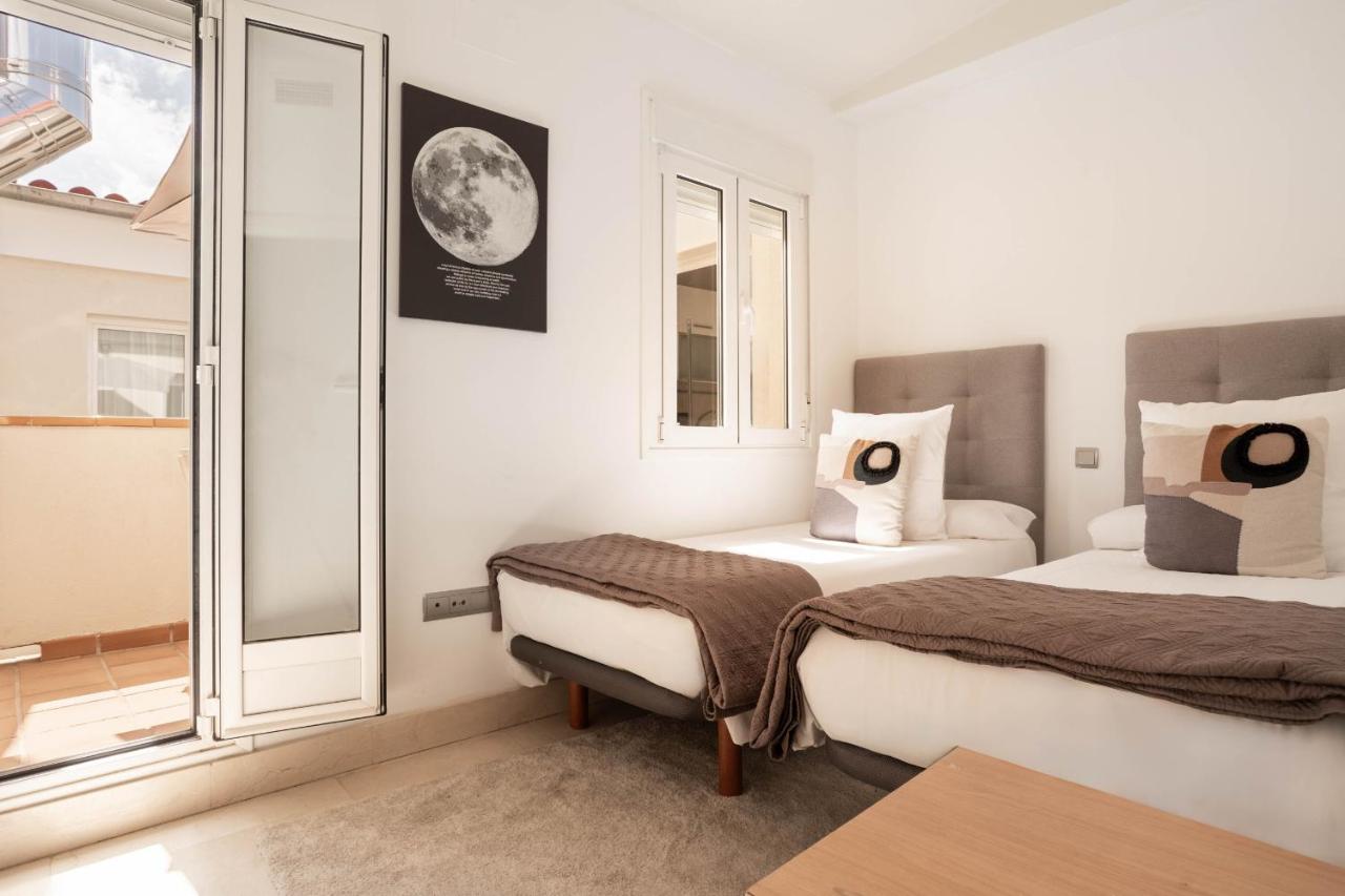 Hébergement 2 Chambres avec 2 Salles de Bains IV