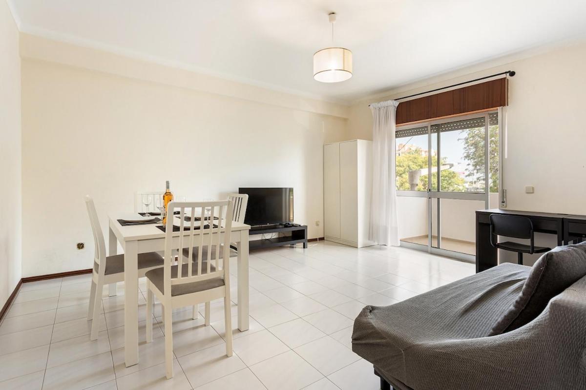 Amoreira 3br City Center at Homesbyfc - B&B Faro