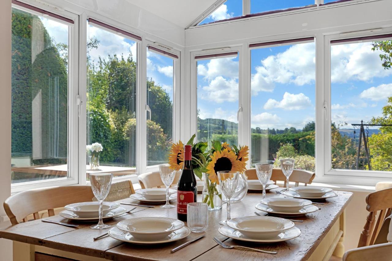Whitehall Cottage - Bed and Breakfast Painswick