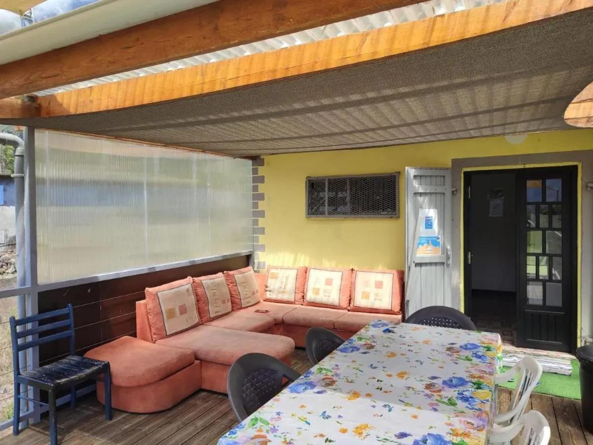 Maison charmante à Cilaos avec vue sur la montagne, cheminée - B&B Cilaos