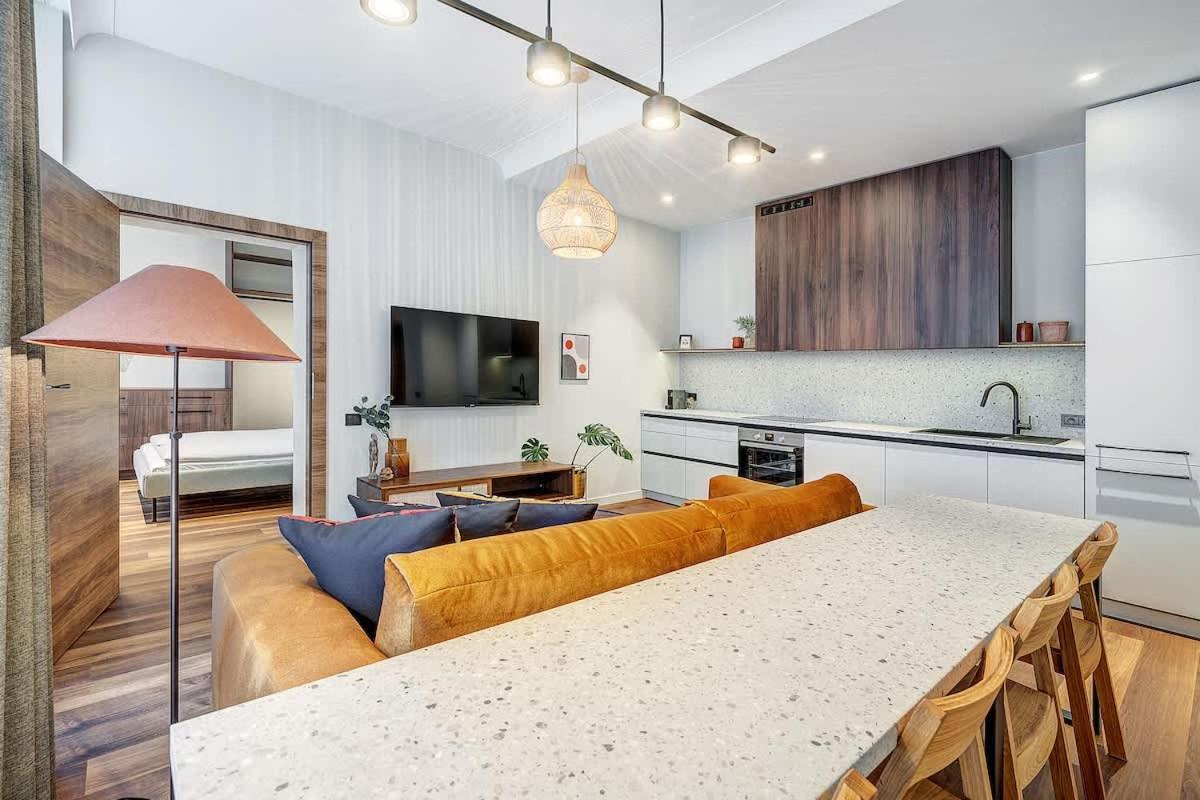 Domillion 5bdr Modern Urban Fourplex So1F - Chambres d'hôtes Vilnius