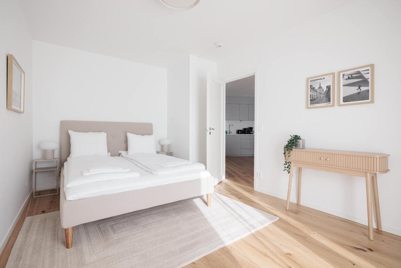 SoFo flat w big private balcony - B&B Stockholm