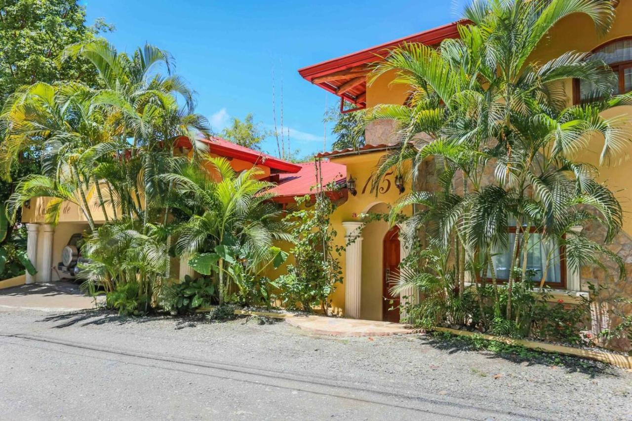 El Capuchin, 2BR Ocean View Apartment, Central Location - Ferienwohnung Manuel Antonio