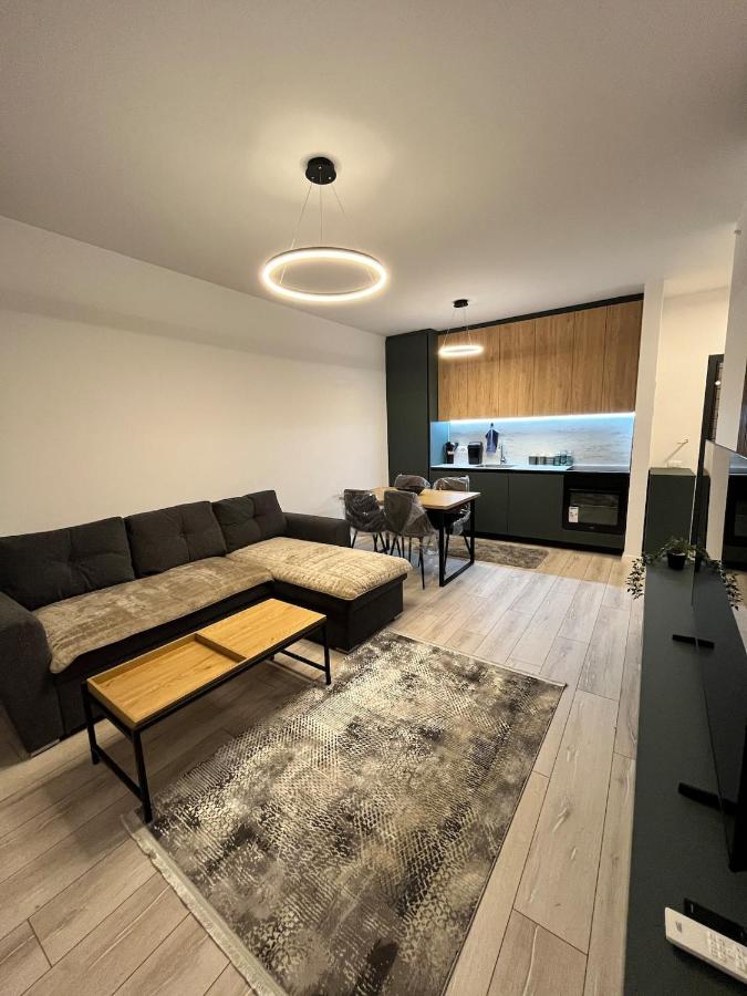 Jan's Apartments - Apartment 1 - Ferienwohnung Gjakova