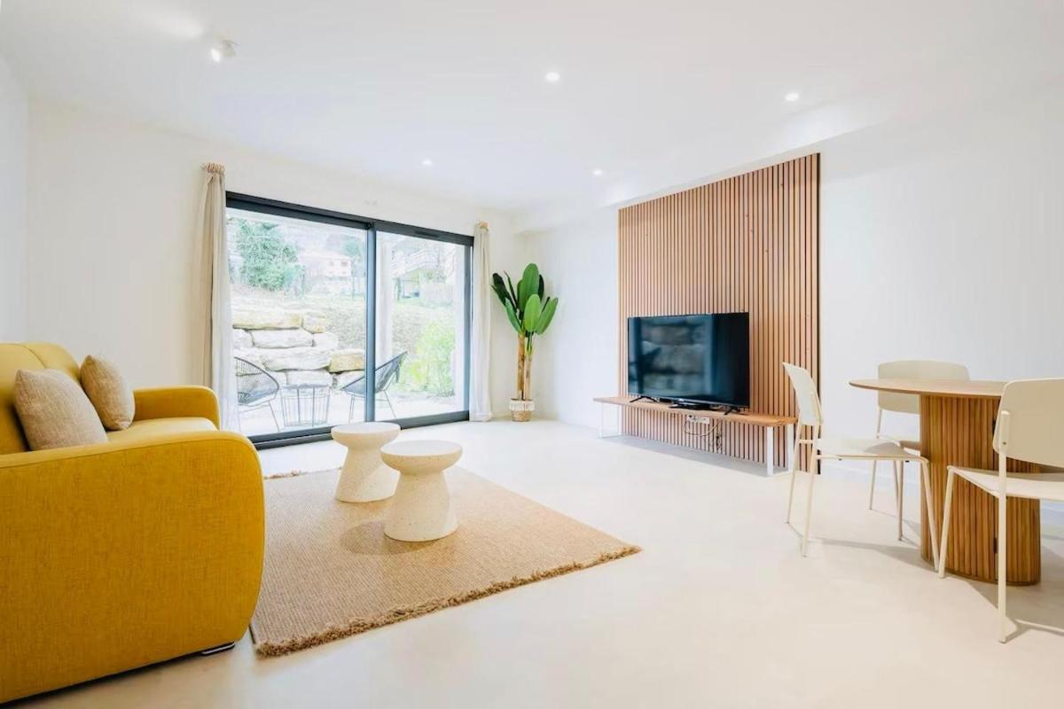 La Grange - premium - spacieux avec terrasse et parking - B&B Thoiry