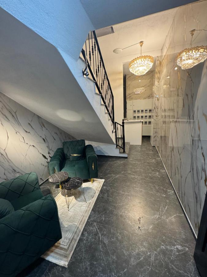 Central Lux - B&B Pristina