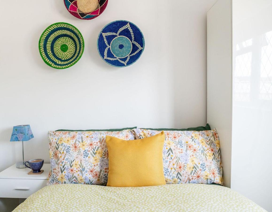 #09 Stylish 2 bed Apart Sleep 5 fast Wi-fi BHX NEC - B&B Shirley