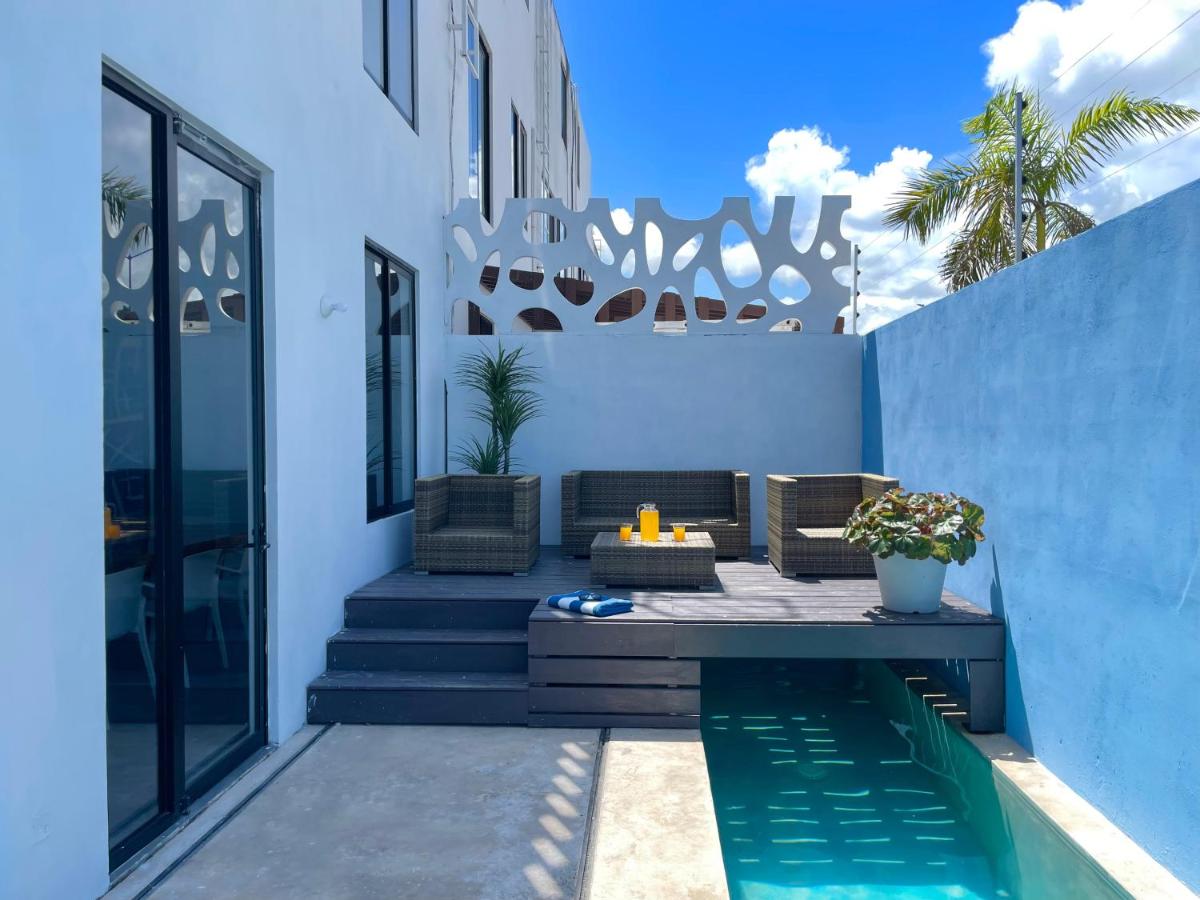 Casa Gigante de lujo, con piscina privada, 4 amplias habitaciones con baño privado - B&B Playa del Carmen