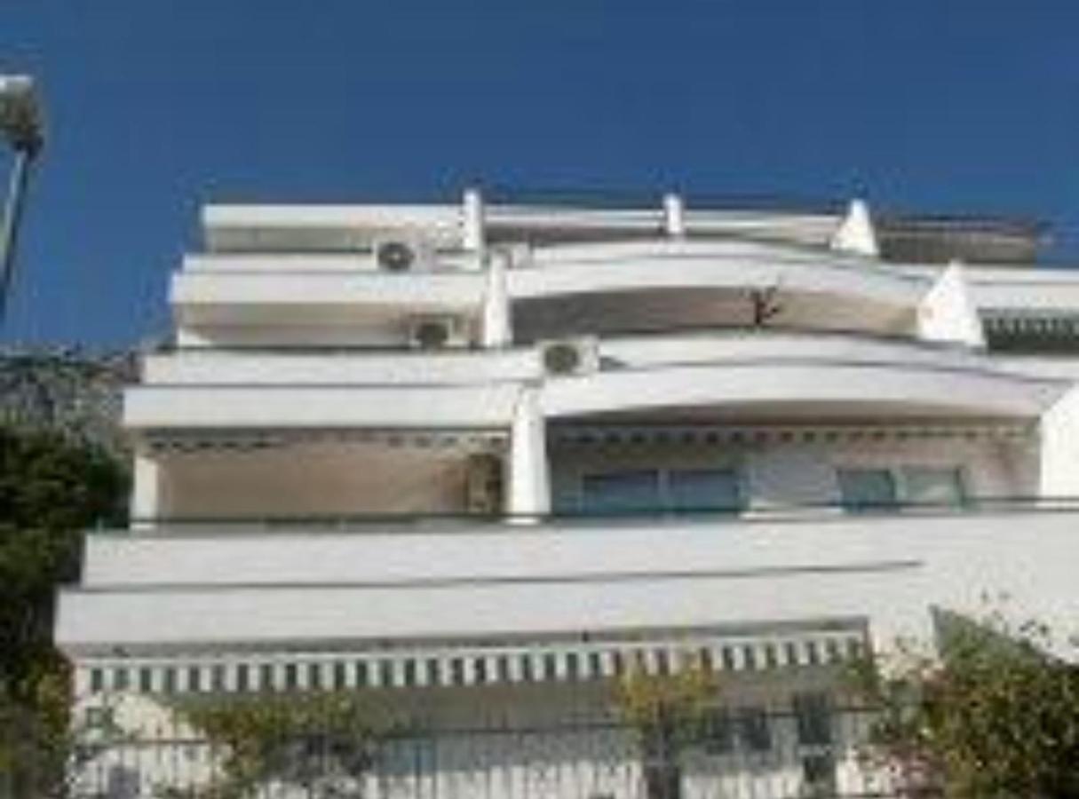 Apartment Tonco Baška Voda - Bed and Breakfast Baška Voda
