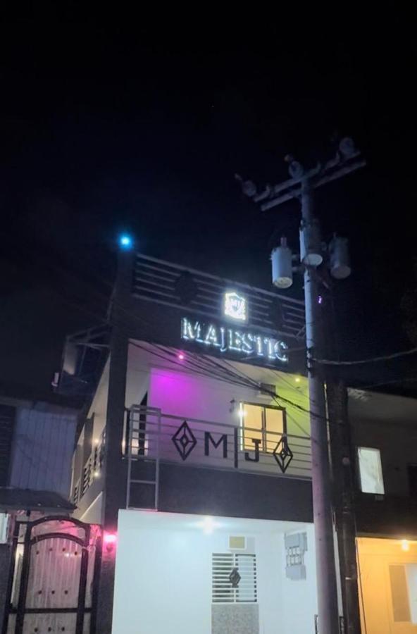 MJ Majestic - Chambres d'hôtes Angeles City