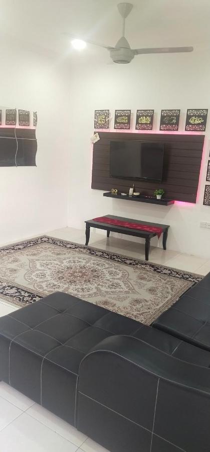 AHNa HOMESTAY TELUK KEMANG - B&B Port Dickson