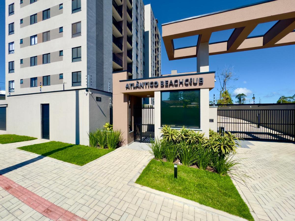 Apto 2 Quartos PISCINA Churrasqueira Wi-Fi Ar Condicionado Cozinha Complata Vaga de Garagem 400m PRAIA Ideal para Famílias ou Amigos Reserve Agora - B&B Piçaras