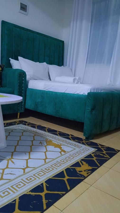 Tabbys studio staycation - B&B Mombasa