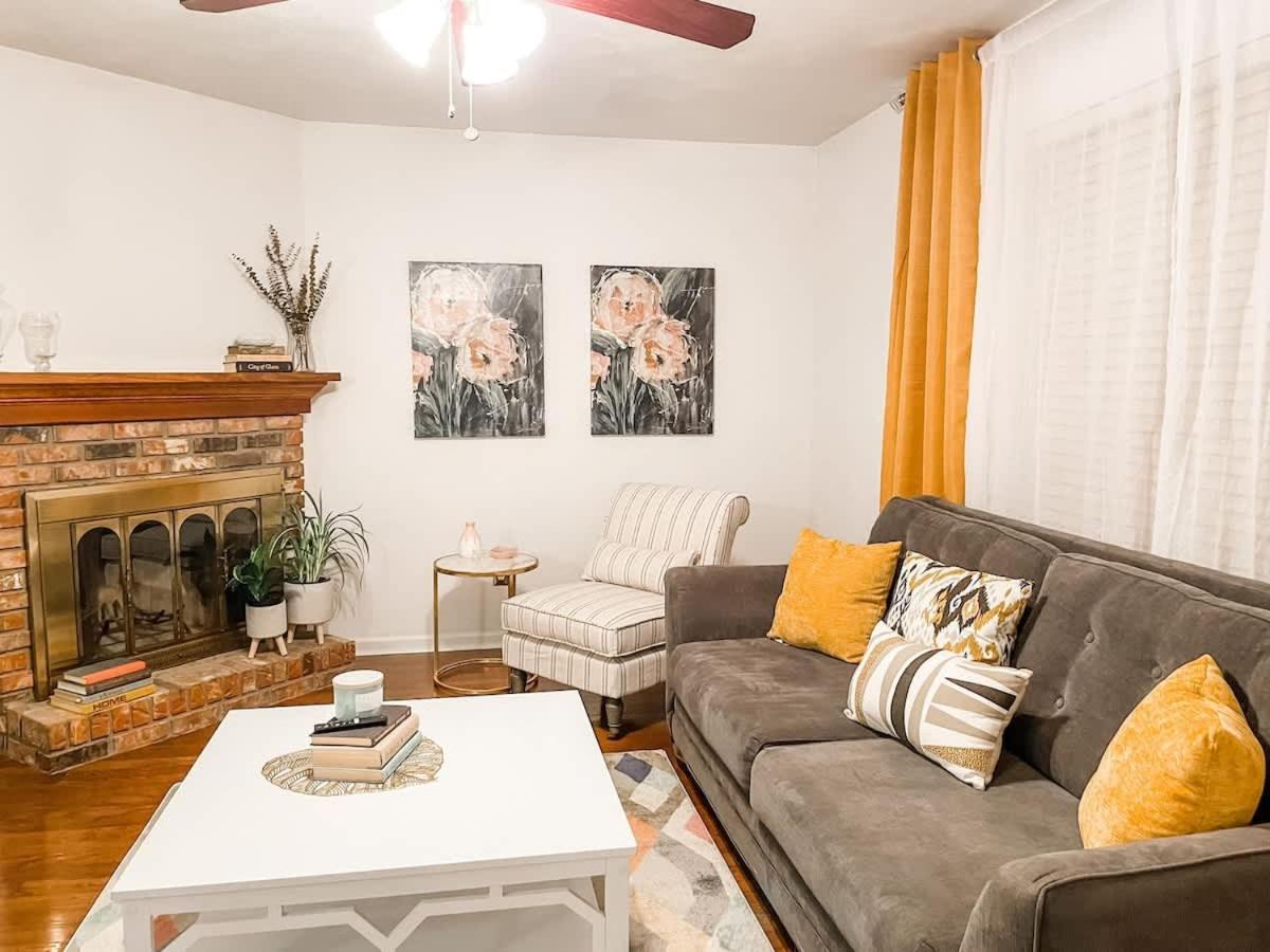 Tally Town Gem 2bdr 2 Ba townhome - B&B Tallahassee