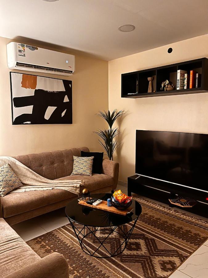 Calm & Cozy Khobar Center - Bed and Breakfast Khobar