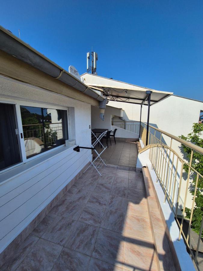 Апартамент за гости Роси - Ferienwohnung Sinemorets