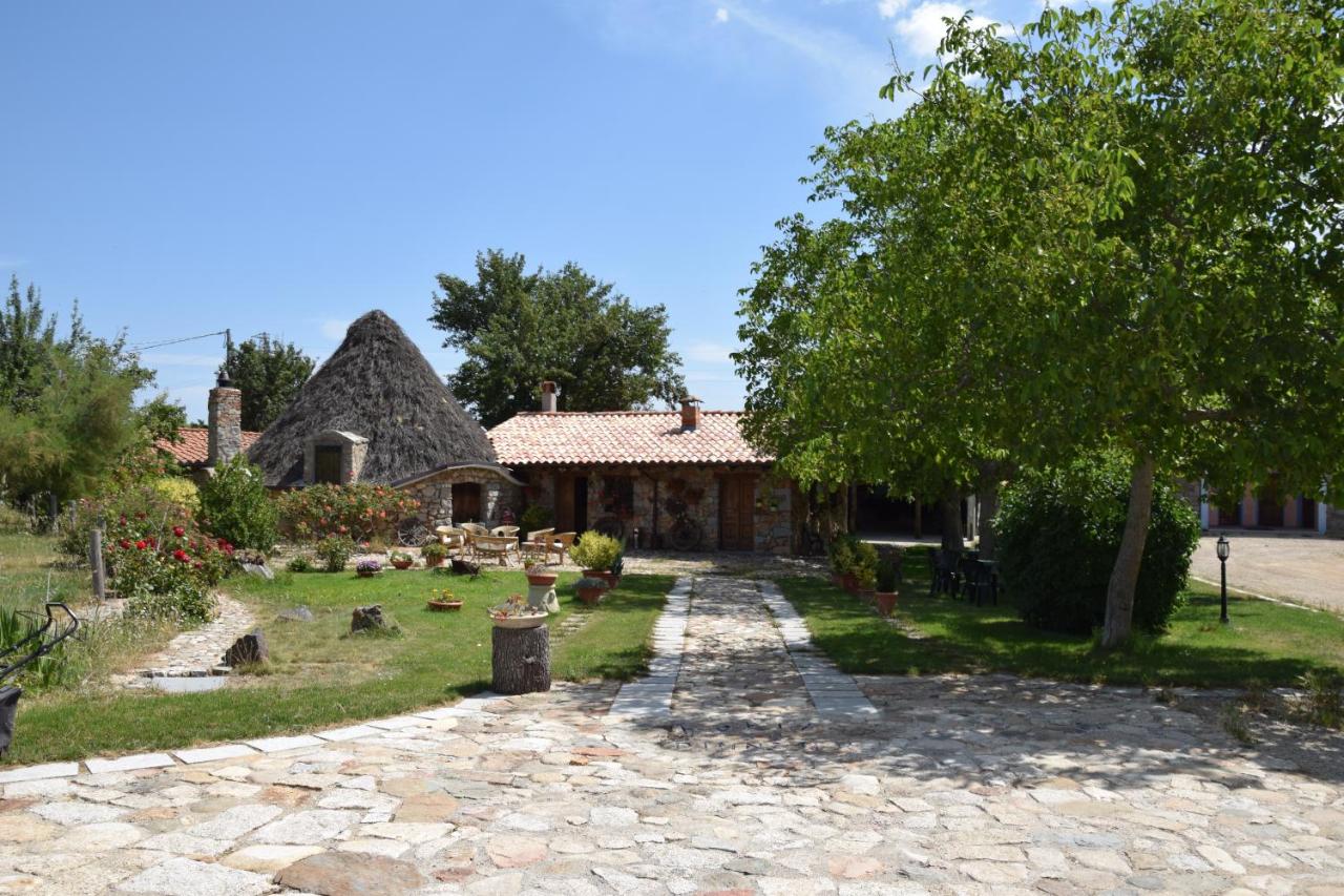 B&B Fonni - Agriturismo Su Pinnettu - Bed and Breakfast Fonni