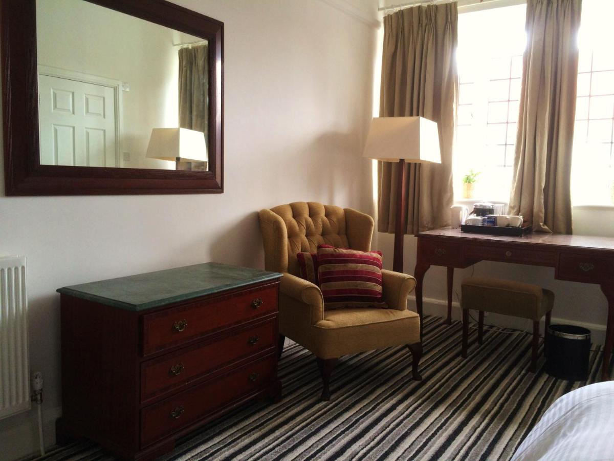 Large Double Room
