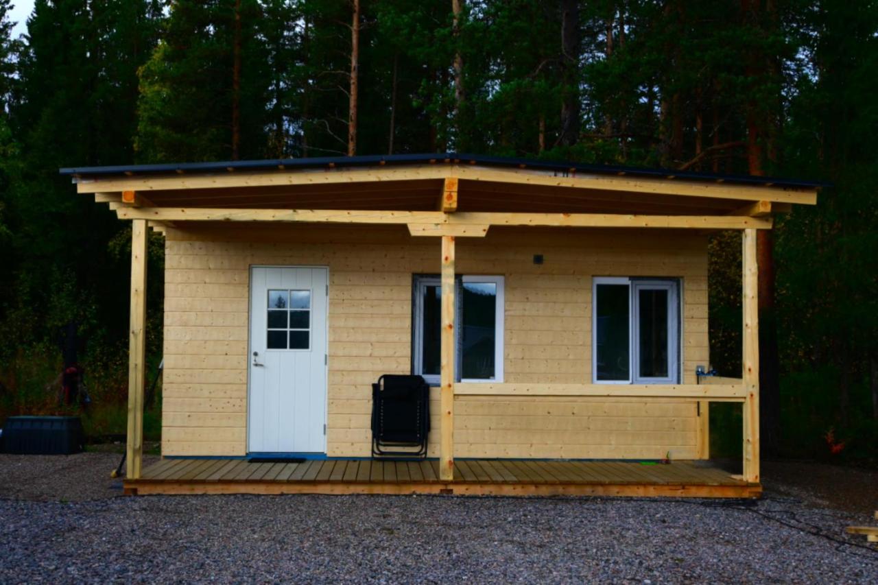 Estudio con vistas al jardín
