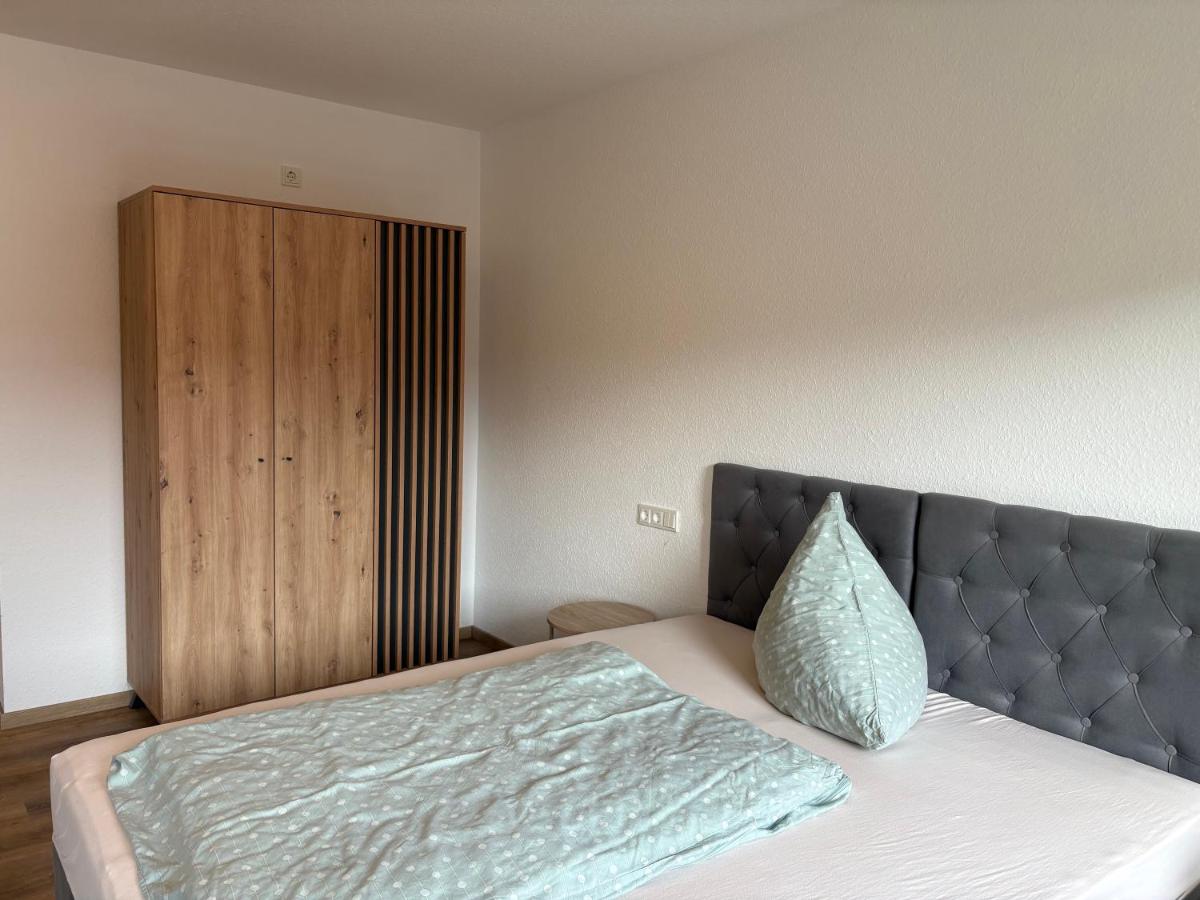 Apartment mit Balkon