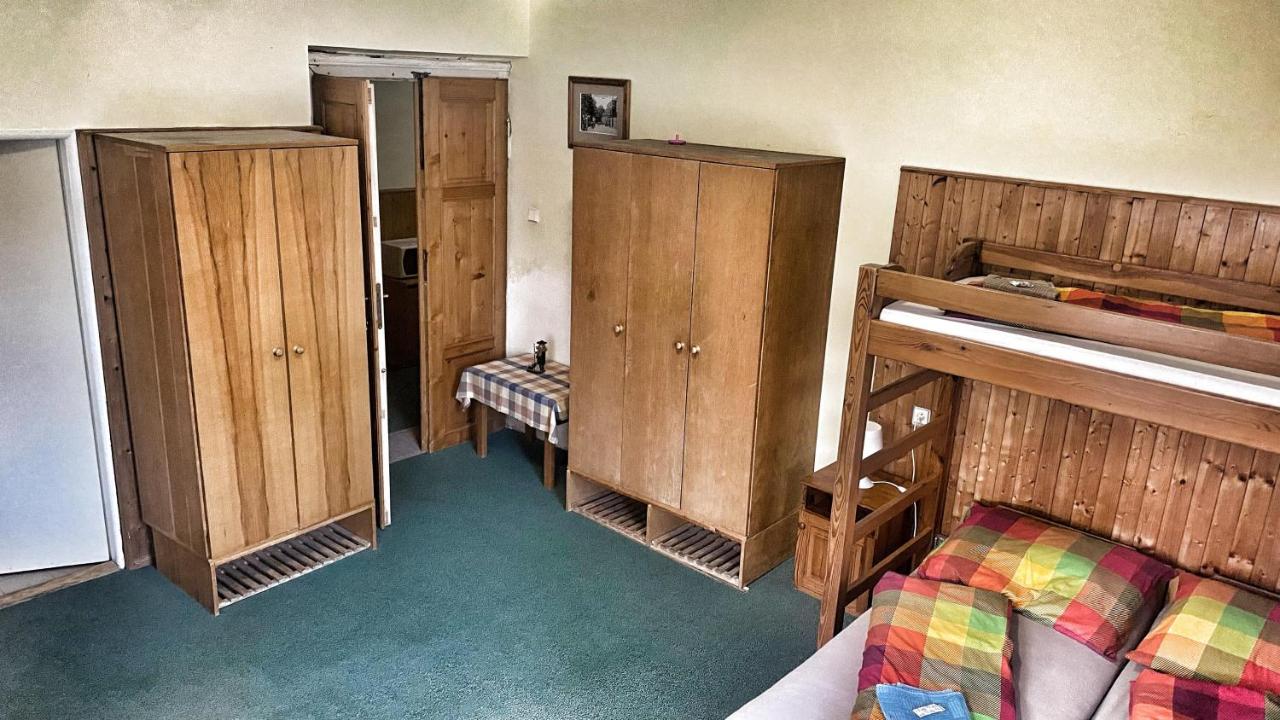 Familiekamer met Eigen Badkamer