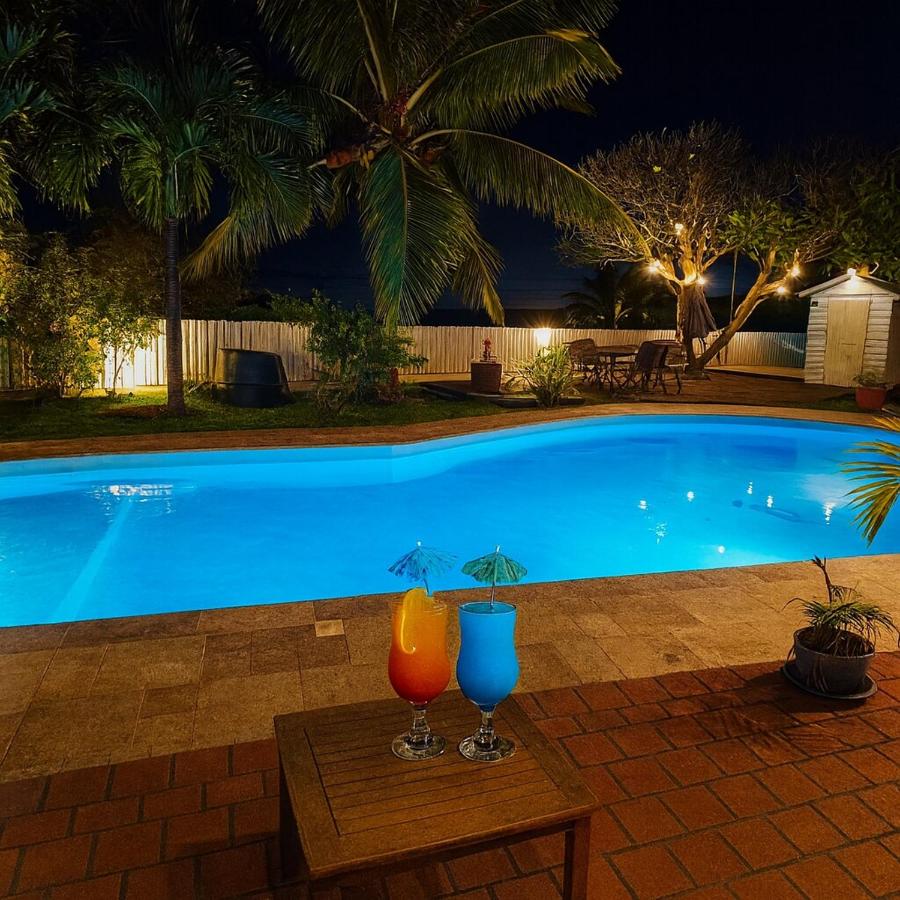 Villa O'rizon Bleu - Piscine XXL et vue mer panoramique sur St Gilles les Bains - Chambres d'hôtes Saint-Gilles les Bains