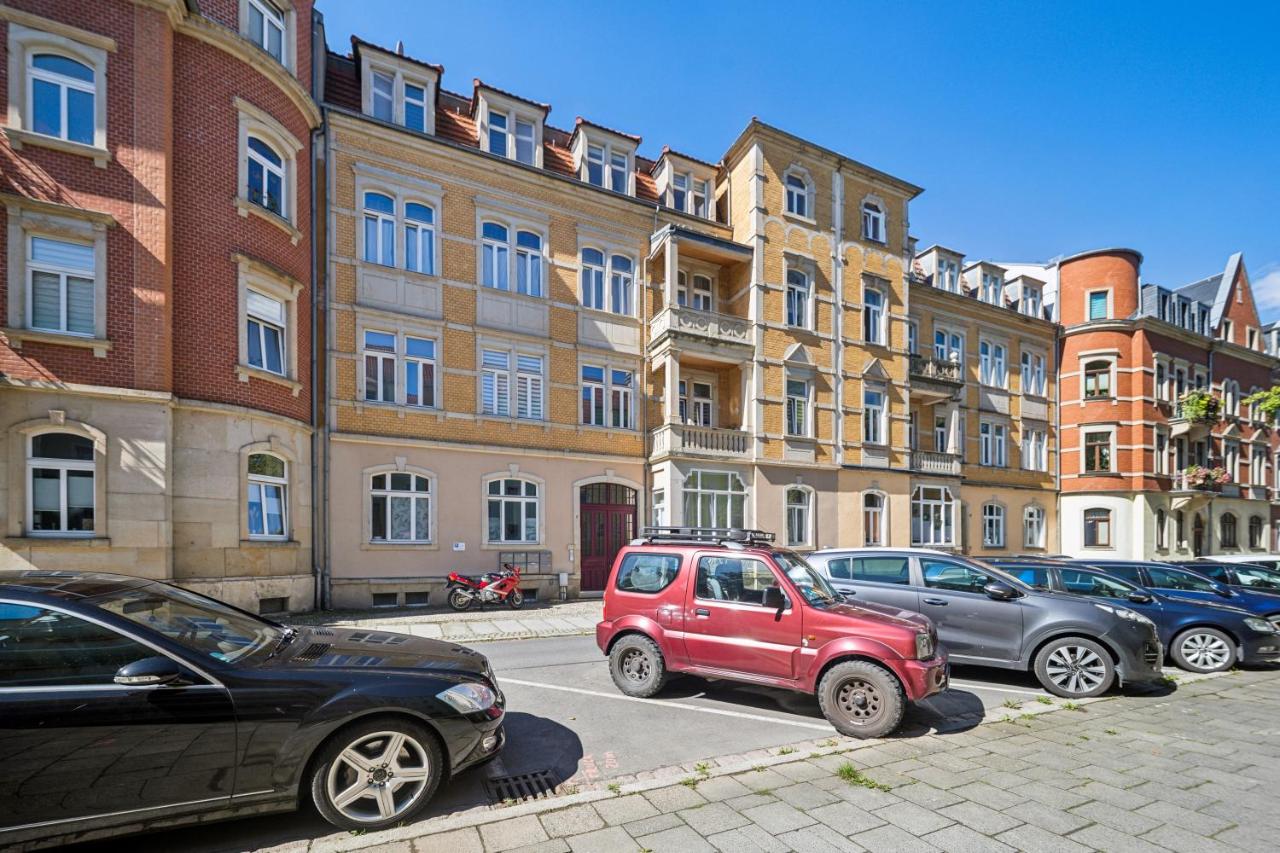 Großzügige Wohnung für Gruppen & Familien I Balkon - Ferienwohnung Pirna