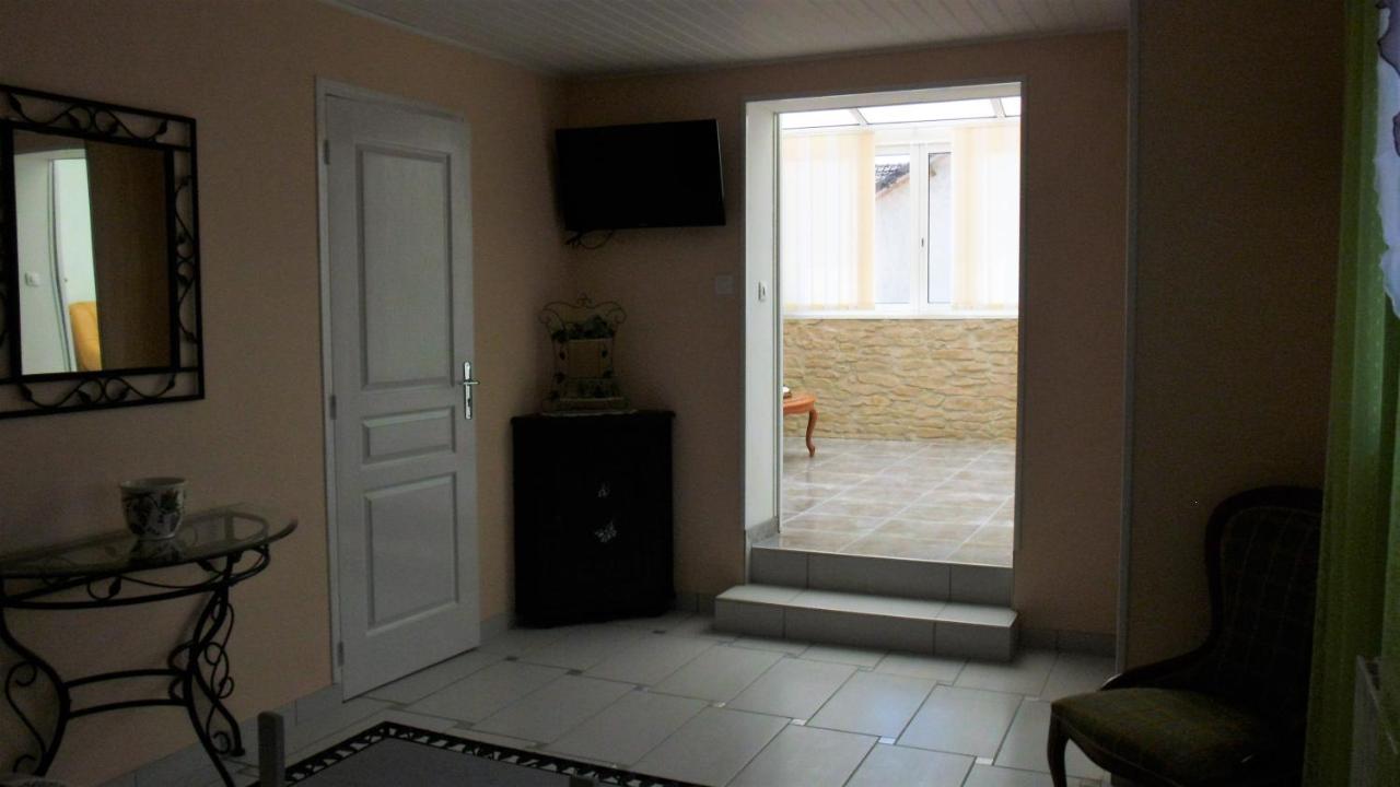 Deluxe Double Room with Shower
