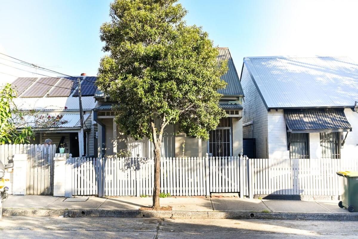 Cozy Newtown Terrace - B&B Sydney
