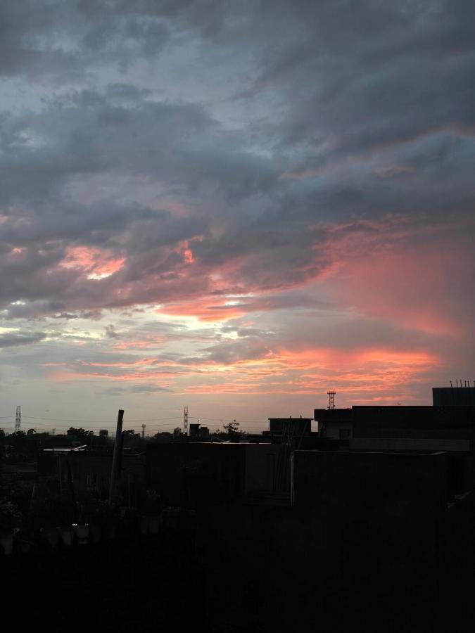 Shahzaib's Home - B&B Lahore