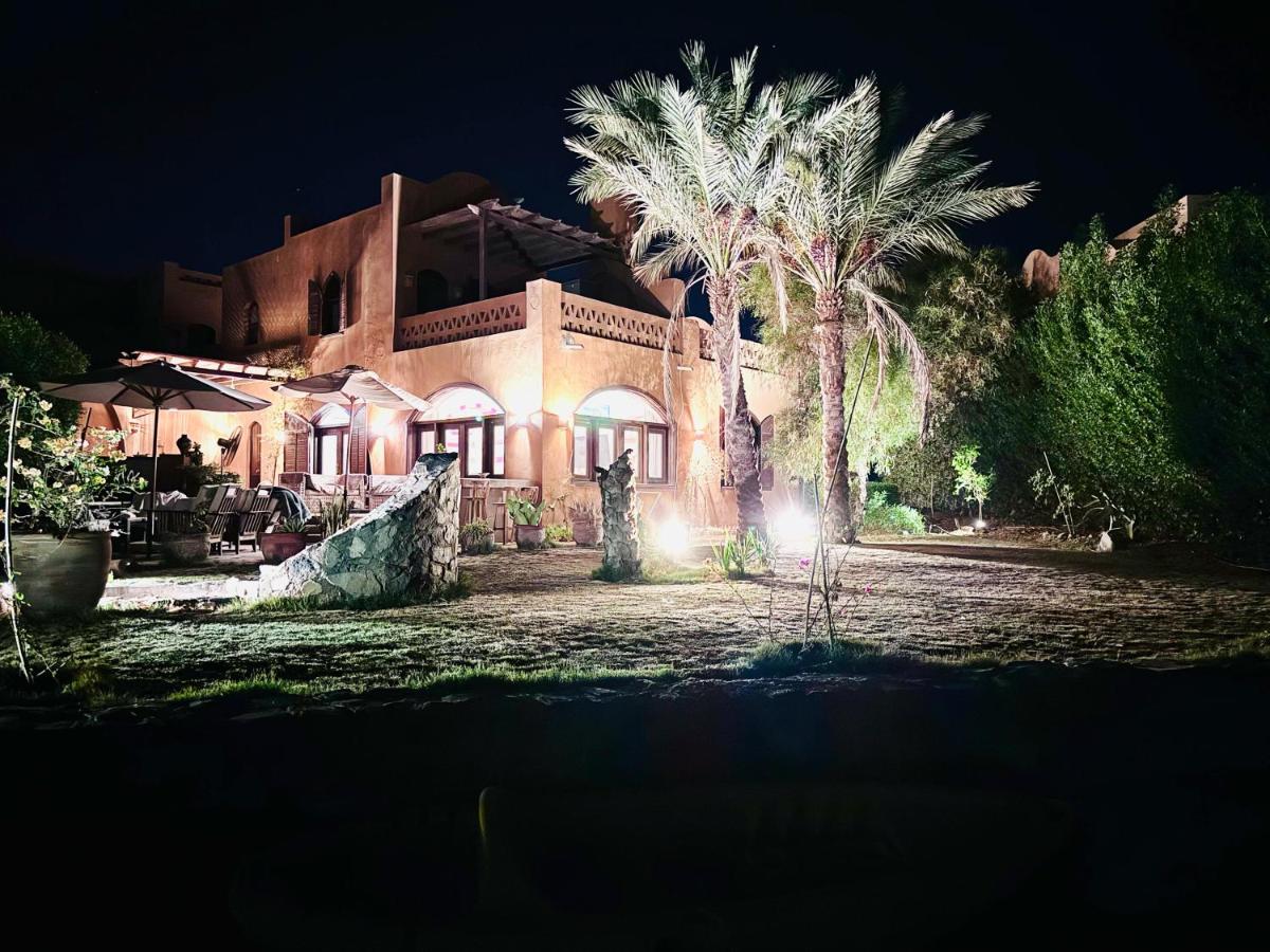 El Gouna Nubian Lagoonfront Villa - 4BR, 9 Guests - B&B Hurghada