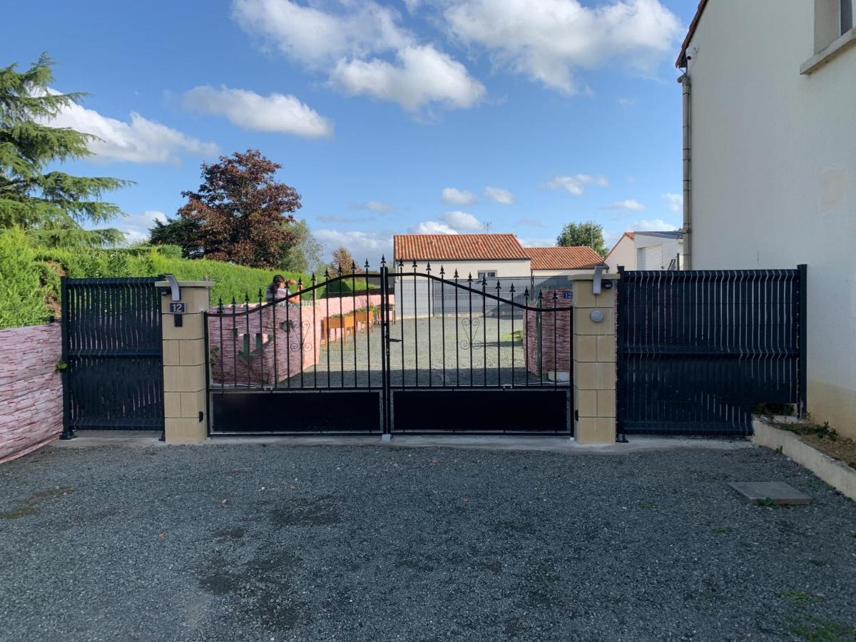 Studio Ptitfolais - Bed and Breakfast Vendrennes