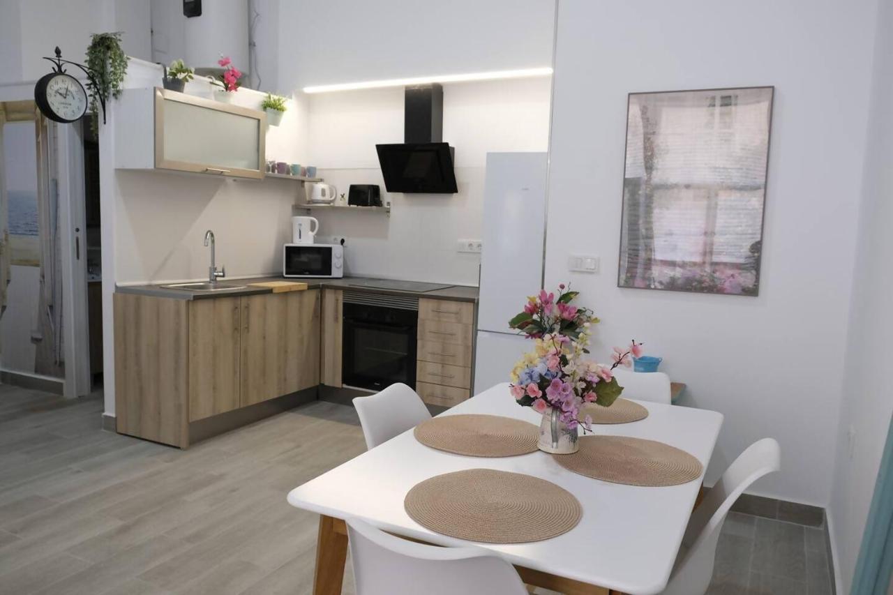 LovelyLoft Carolinas C - B&B Alicante