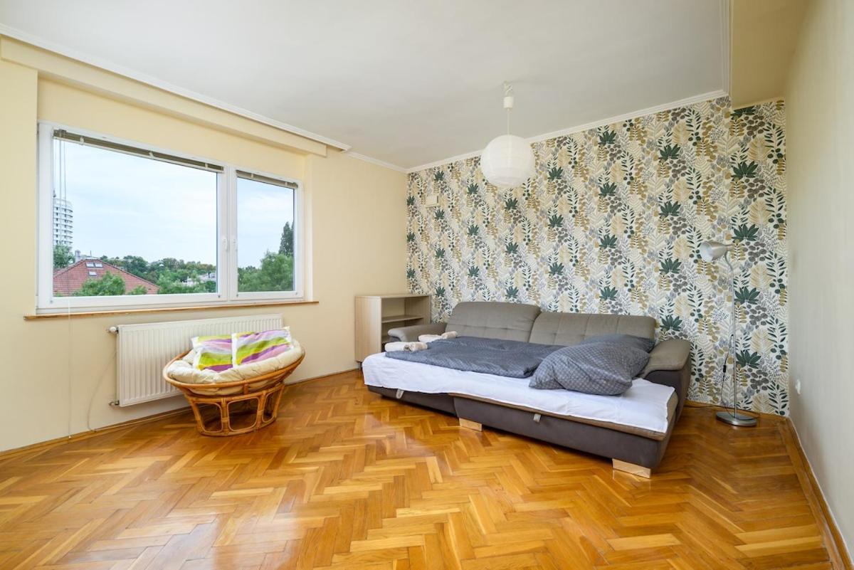 Buda Breeze 1BDR w AC by NW - B&B Budapest