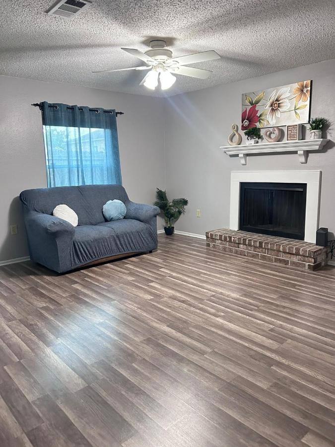 Modern Condo in the Center of BR - Chambres d’hôtes Bâton-Rouge