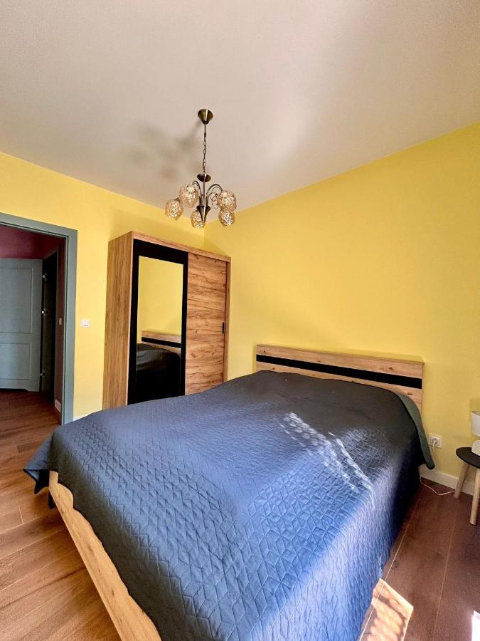 Zoo Arena Stay near Airport Free Parking - B&B Lodz