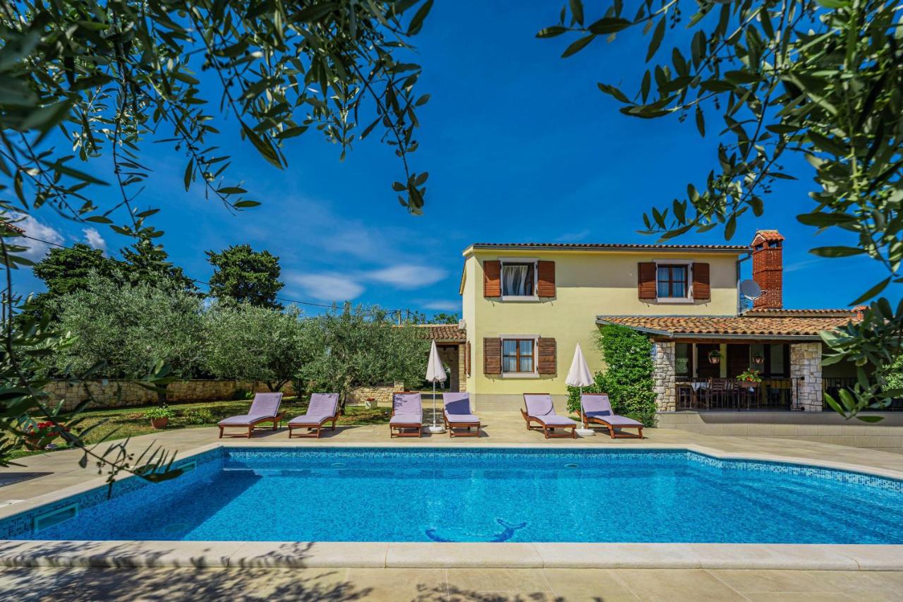 Villa Braidizza in Kavran - Haus für 7 Personen - B&B Krnica