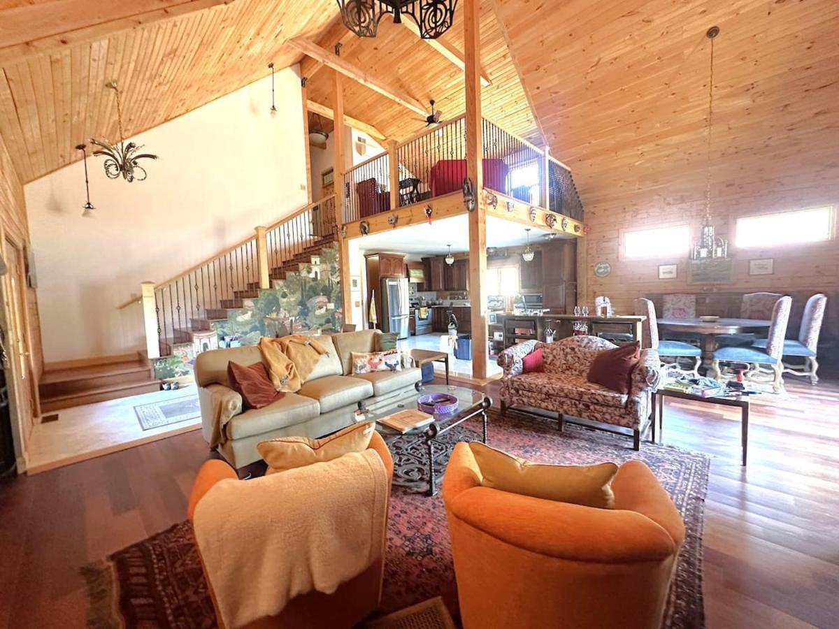 Peaceful 4-BR Retreat Near Ruedi Reservoir - Bed and Breakfast Basalt