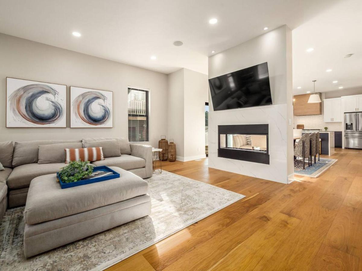 High End New Build, Rooftop Hot Tub, City Views - B&B Columbus