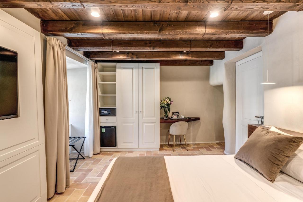 Double with Pantheon View Mezzanine Floor