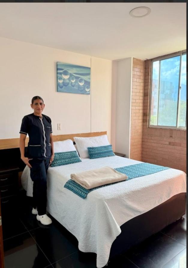 Hotel y apartamentos Montes - B&B Medellín