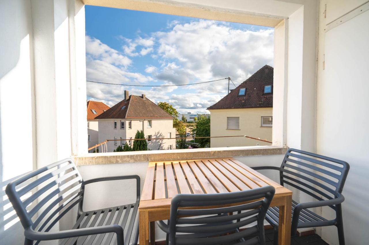 Malu Rooms - Attraktive Lage, Balkon, SmartTv, 24h Checkin, Waschmaschine, - Ferienwohnung Ludwigsburg